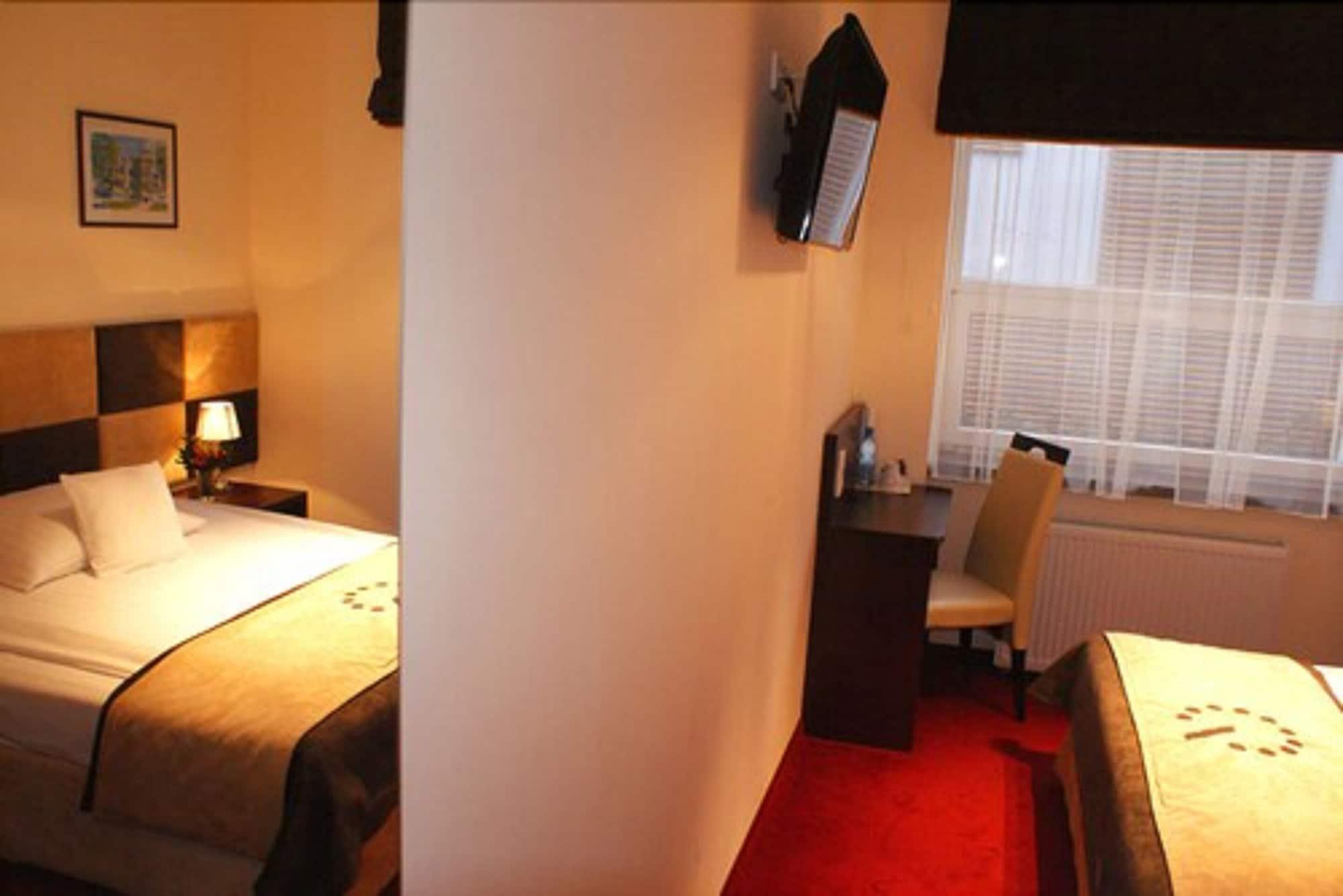 Boutique Hotel'S I Milionowa Lodž Exteriér fotografie